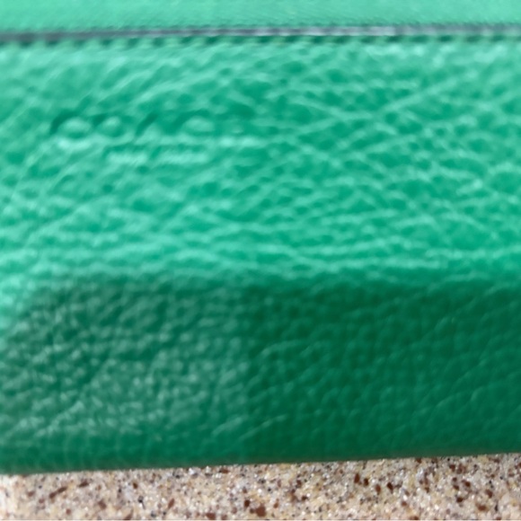 Coach Green Leather pouch / makeup bag - Picture 2 of 5